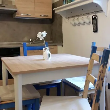 Val Valerna Oda ve Kahvaltı